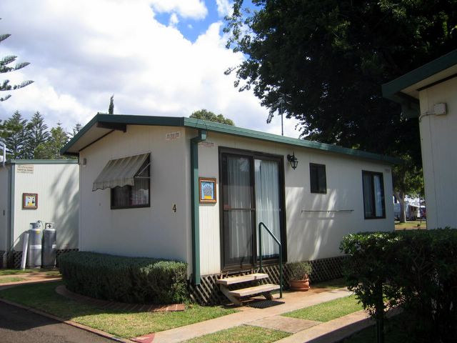 BIG4 Toowoomba Garden City Holiday Park - Toowoomba: Cottage accommodation ideal for families, couples and singles