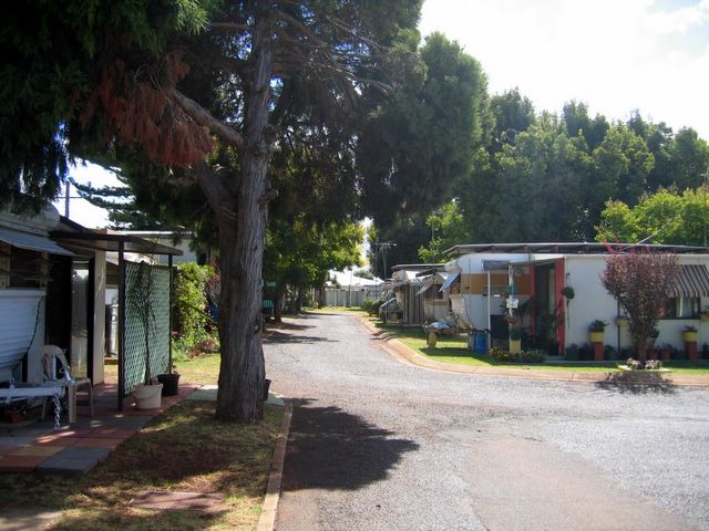 BIG4 Toowoomba Garden City Holiday Park - Toowoomba: Permanent caravan accommodation