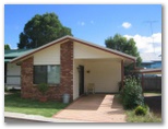 Jolly Swagman Caravan Park - Toowoomba: Cottage accommodation ideal for families, couples and singles