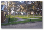 Torquay Holiday Park - Torquay: Powered sites for caravans