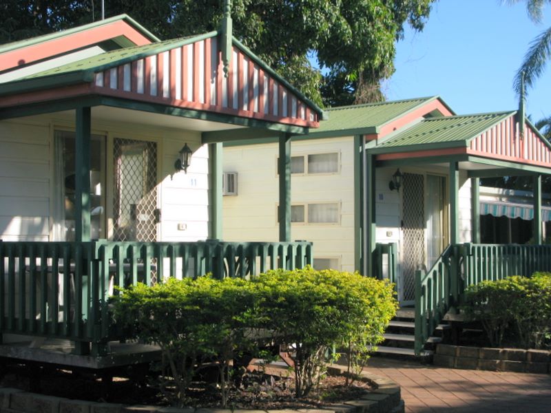 Shelly Beach Caravan Park - Torquay: Cottage accommodation, ideal for families, couples and singles