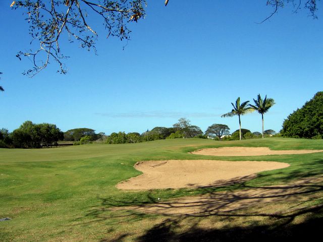 Townsville Golf Course - Townsville: Approach to the Green on Hole 11