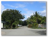 Magnetic Gateway Holiday Village - Townsville: Good paved roads throughout the park