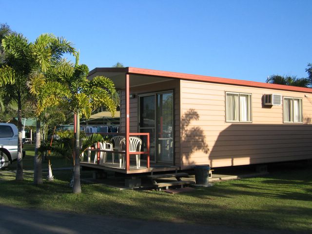 Range Caravan Park - Townsville: Cottage accommodation ideal for families, couples and singles