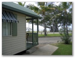 Rowes Bay Caravan Park - Townsville: Cabins with water views