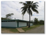 Rowes Bay Caravan Park - Townsville: Amenities block and laundry