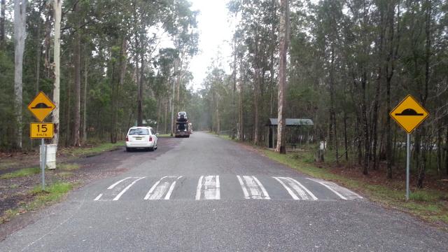 Glenugie Rest Area - Glenugie: Lots of room.  Quite a long rest area.  Road well sealed.
