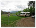 Blowering Holiday Park - Tumut: Large sites for motorhomes
