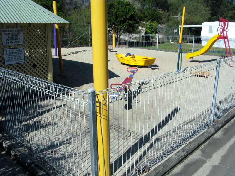 North Coast HP Tuncurry Beach - Tuncurry: Playground for children.