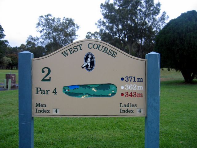 Coolangatta Tweed Heads Golf Course - Tweed Heads: Coolangatta Tweed Heads Golf Club West Course Hole 2: Par 4, 371 metres