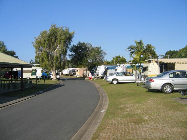 Boyds Bay Holiday Park - Tweed Heads: Good paved roads throughout the park