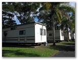Ulladulla Headland Tourist Park - Ulladulla: Cottage accommodation, ideal for families, couples and singles