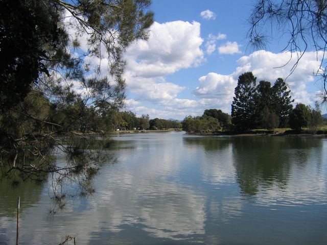 Gundamain Caravan Park - Urunga: Lovely views of the Bellinger River directly behind the park