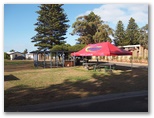 Victor Harbor Beachfront Holiday Park - Russell Barter 2009 - Victor Harbor: Sheltered BBQ area