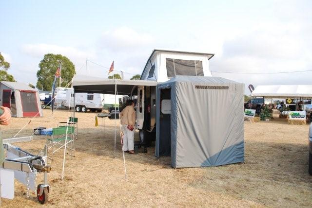 Vista RV Crossover - Bayswater: Vista RV Crossover - a sophisticated and rugged caravan: Full annexe set up
