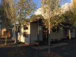 Carinya Cabins and Caravan Park - Wagga Wagga: Cabin accommodation ideal for family is all singles or student share.