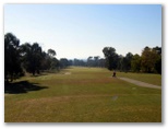 Wagga Wagga RSL Golf Course - Wagga Wagga: Fairway view Hole 1
