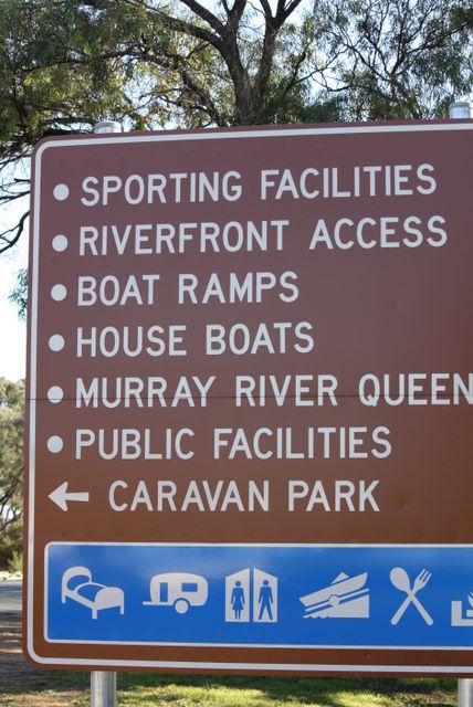 Waikerie Caravan Park - Waikerie: Sign at the entrance to the park