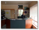 Painters Island Caravan Park - Wangaratta: Reception and office