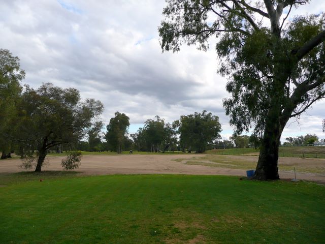 Warren Golf Course - Warren: Fairway view Hole 17