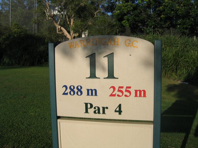 Warringah Golf Course - North Manly Sydney: Hole 11 - Par 4, 288 meters