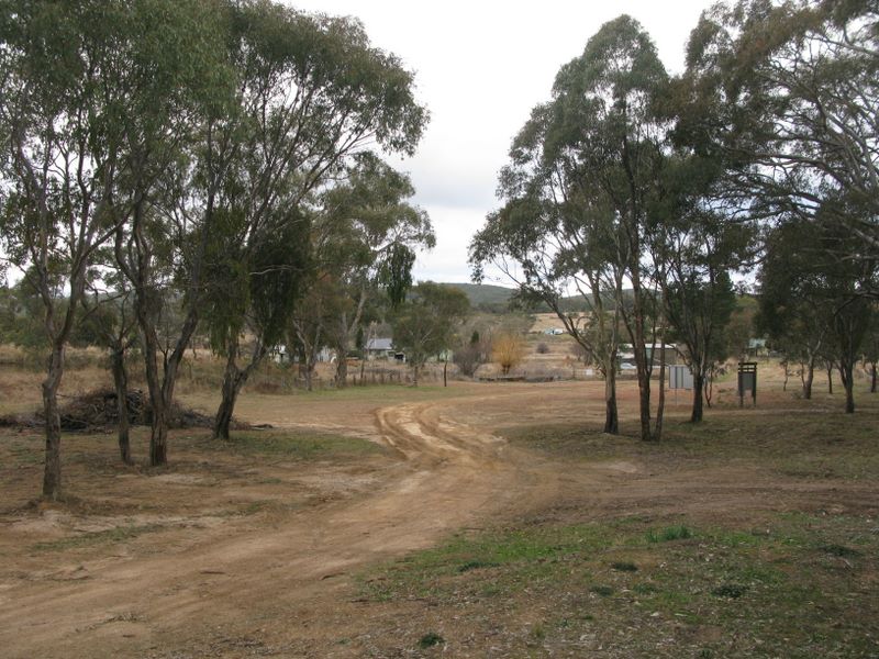 Wattle Flat Picnic and Camping Area - Wattle Flat: Road in can get a bit sloppy after the rain.