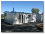 Willow Bend Caravan Park - Wentworth: Cabin accommodation