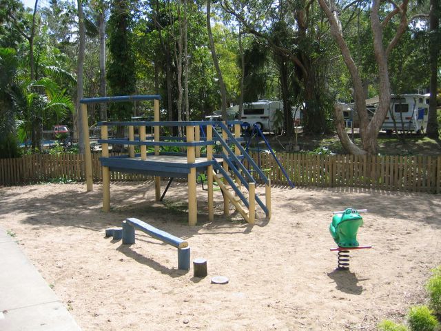 Flametree Tourist Village - Airlie Beach: Playground for children