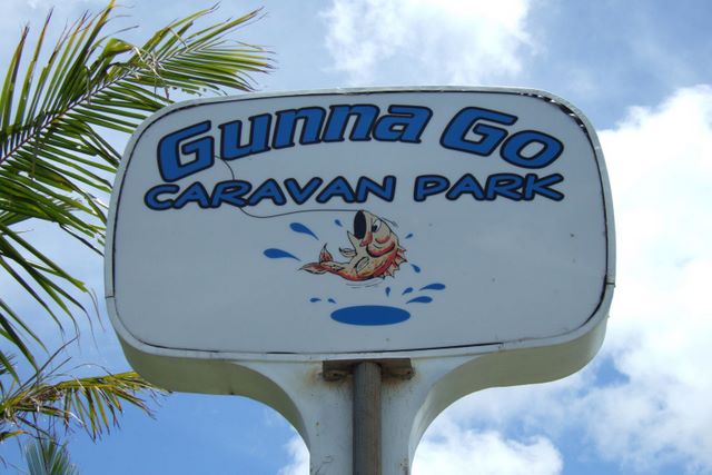 Gunna Go Caravan Park - Proserpine: Gunna Go Caravan Park welcome sign