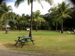 Island Gateway Holiday Park - Airlie Beach: Grass camping