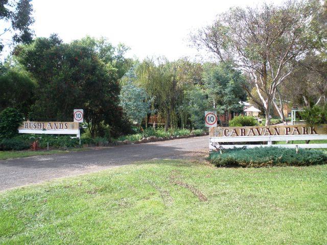 Bushlands Tourist Park - Windeyer: Entrance to the park
