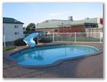 Wodonga Caravan & Cabin Park - Wodonga: Swimming pool