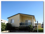 Bulli Beach Tourist Park - Bulli: Cottage accommodation, ideal for families, couples and singles
