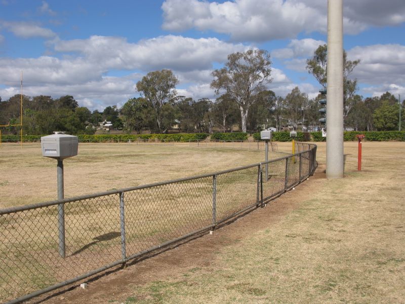 Dingo Creek Bicentennial Park - Wondai: Powered sites may be available from time to time.