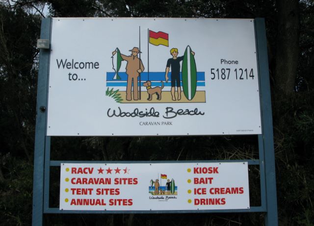 Woodside Beach Caravan Park - Woodside Beach: Woodside Beach Caravan Park welcome sign