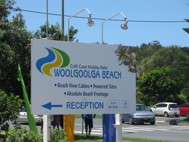 Woolgoolga Beach Caravan Park 2011 - Woolgoolga: Woolgoolga Beach Caravan Park welcome sign