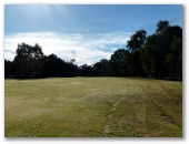 Yackandandah Golf Club - Yackandandah: Nice frosty fairway