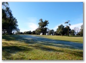 Yackandandah Golf Club - Yackandandah: Cold in the shade