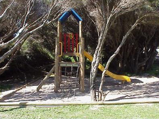 Yallingup Beach Holiday Park - Yallingup: Playground for children.