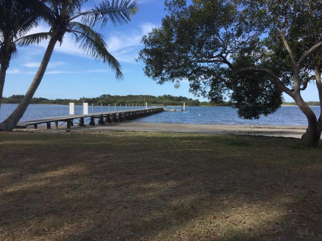 Blue Dolphin Holiday Resort - Yamba: You can launch a small boat nearby 