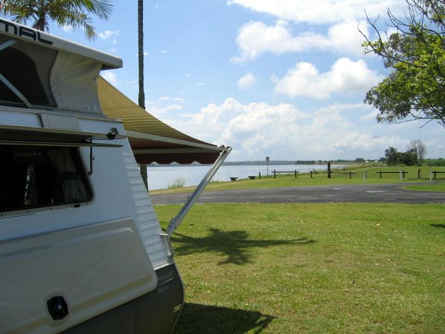 Fishing Haven Caravan Park - Palmers Island via Yamba: Magnificent river views
