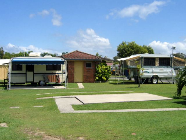 Yamba Waters Holiday Park 2005 - Yamba: Powered sites for caravans