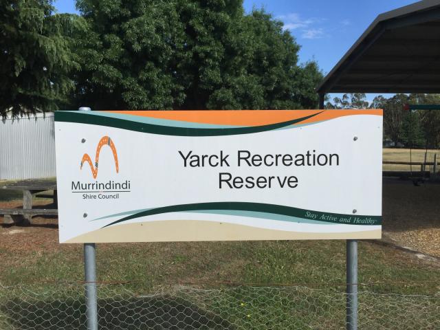 Yarck Recreation Reserve - Yarck: Welcome sign.