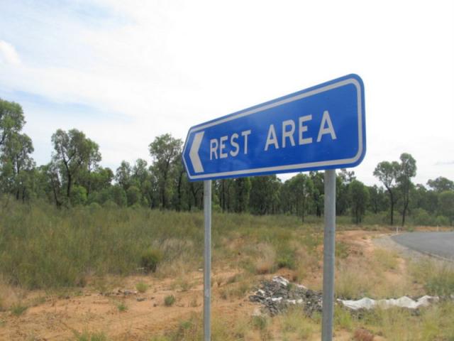 Yarramin Rest Area - The Pilliga: Turn off to rest area is clearly marked. 