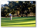 Yarrawonga & Border Golf Club - Mulwala: Green on Hole 17