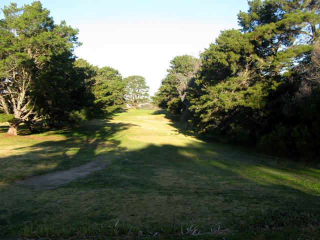 Yass Golf Course - Yass: Fairway view on Hole 8.
