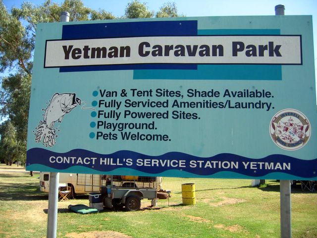 Yetman Caravan Park - Yetman: Yetman Caravan Park welcome sign