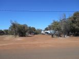 Artesian Waters Caravan Park - Yowah Opal Field: ..and mostly unpowered on the other side of the road.